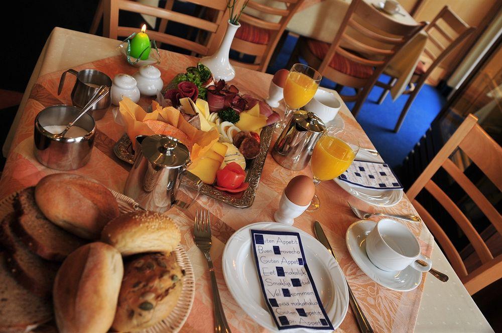 Hotel Am Tierpark Gotha Restaurang bild